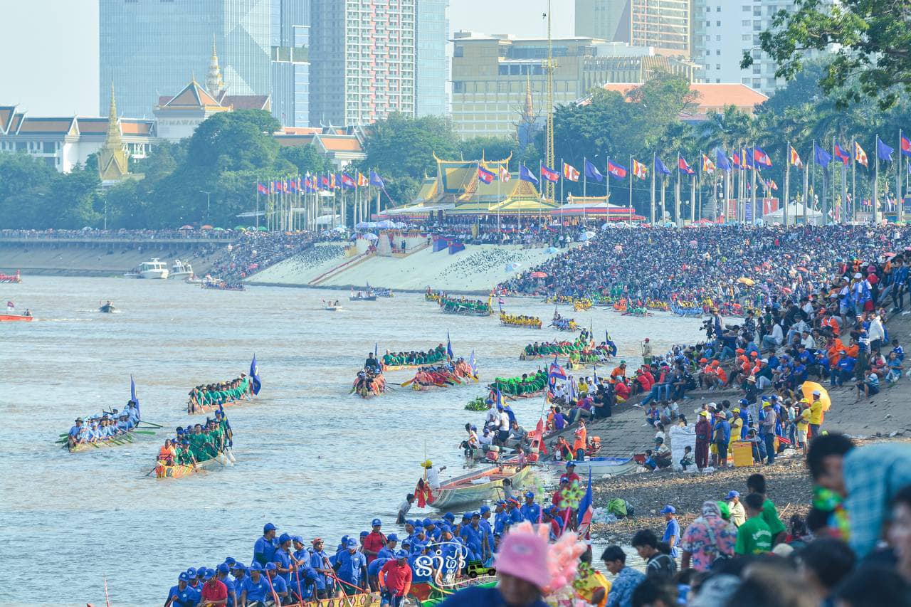 Bon Om Touk, la grande fête des eaux du Cambodge en novembre