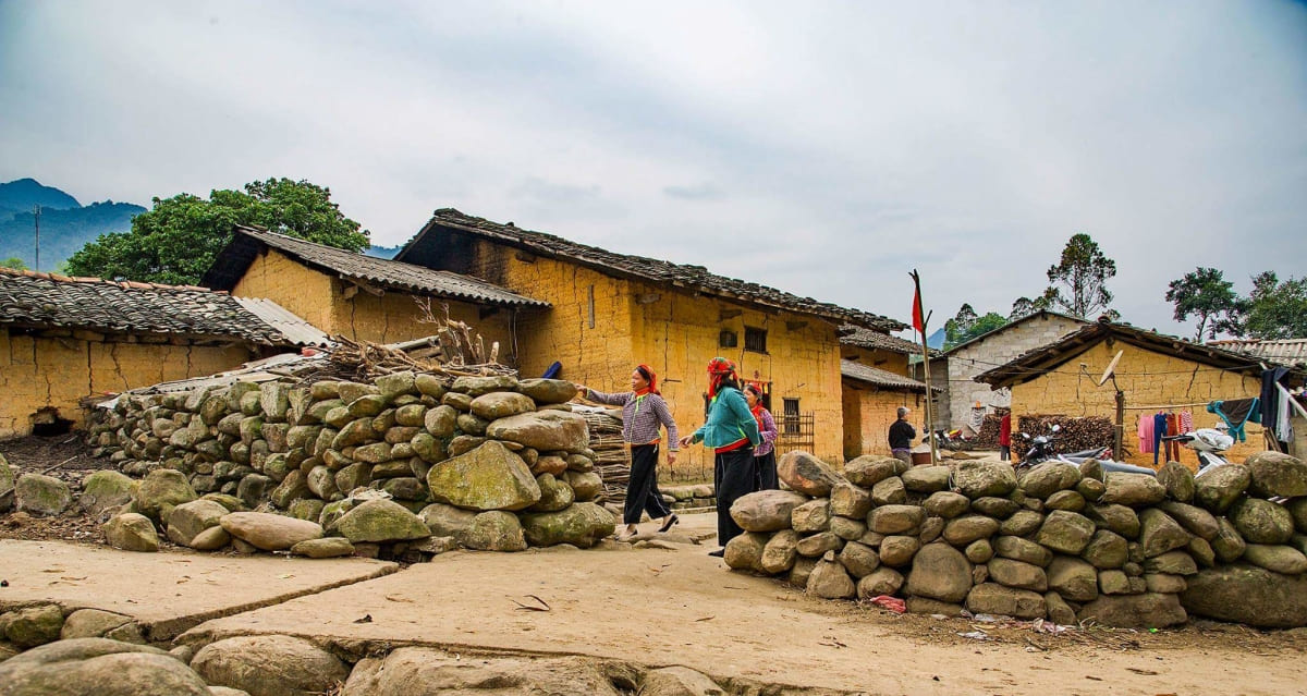 Lart de bâtir en terre: Les maisons Trình Tường, un héritage vivant