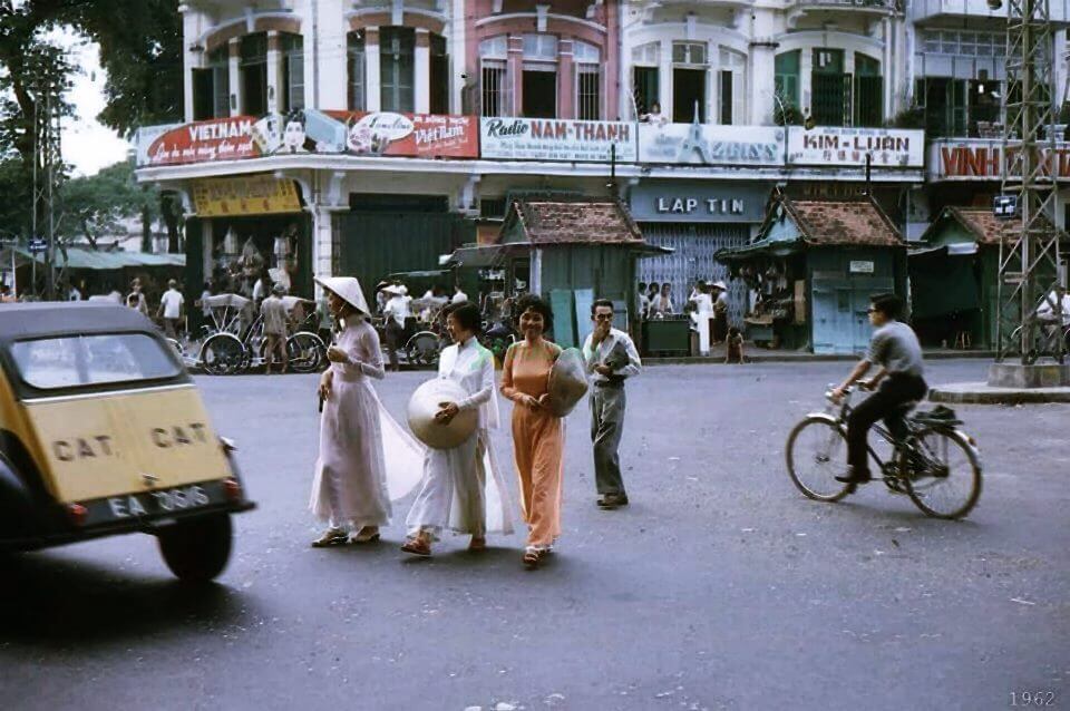 Saigon ou Ho Chi Minh-Ville, quel nom utiliser pour cette ville ?