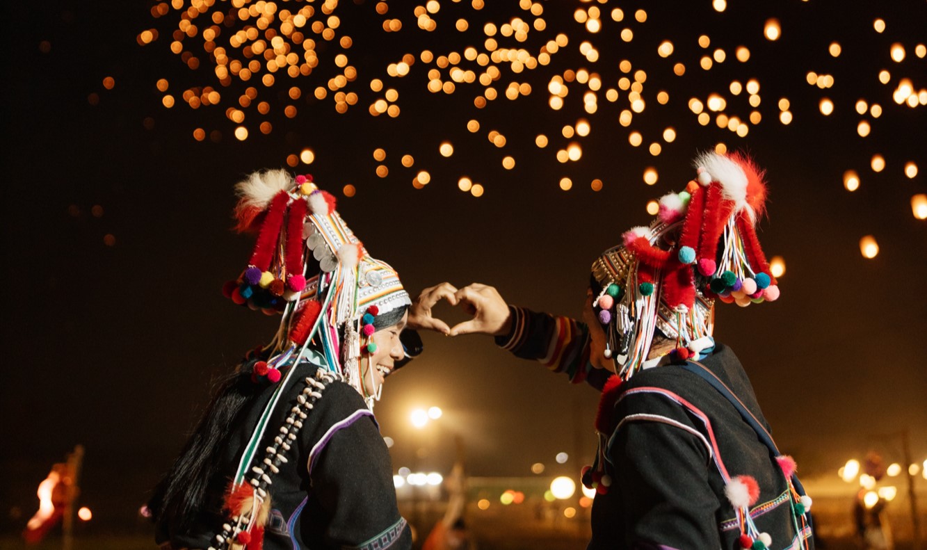 Loy Krathong et Yi Peng 2026 : Tout ce quil faut savoir