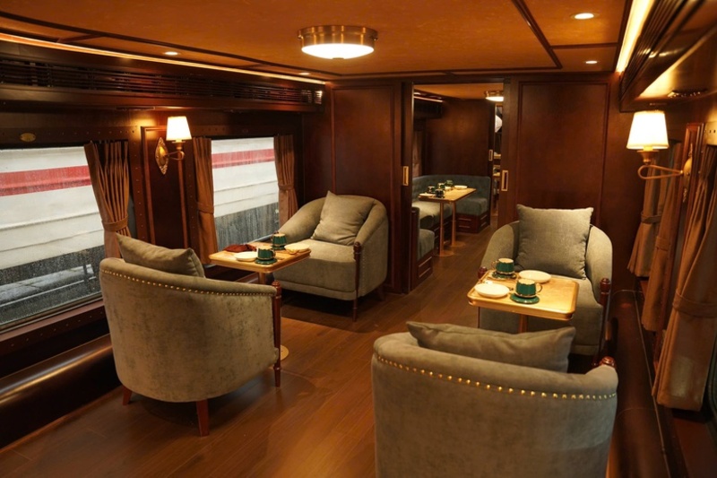 Le train touristique «Hanoï – 5 Portes», une immersion dans le passé pour la Fête nationale du Vietnam