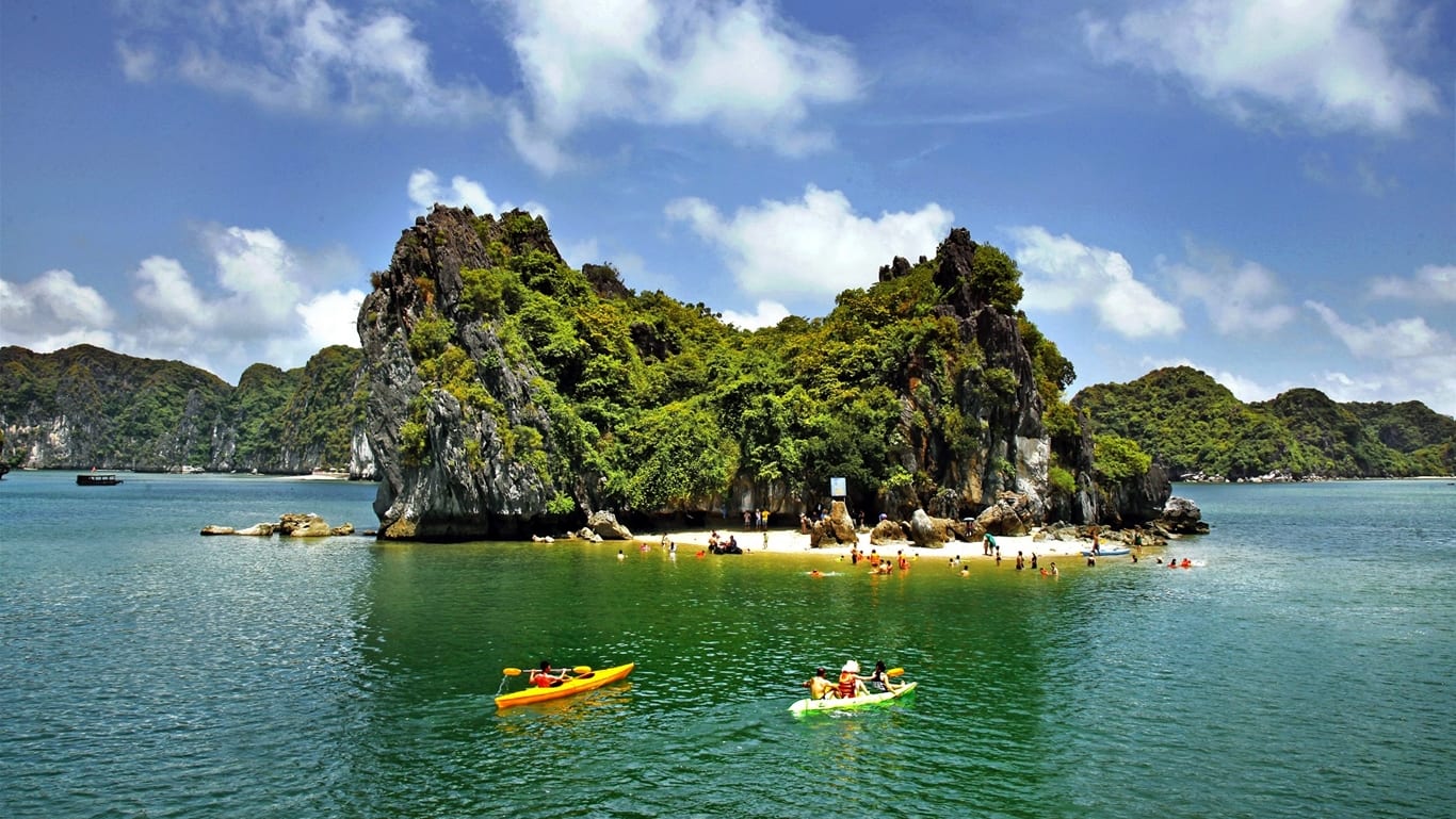 Baie de Lan Ha, découverte de la jumelle tranquille de la baie dHa Long