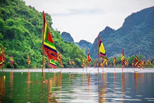 Hoa Lu (Ninh Binh) : à la découverte de la mystérieuse capitale de lancien Vietnam