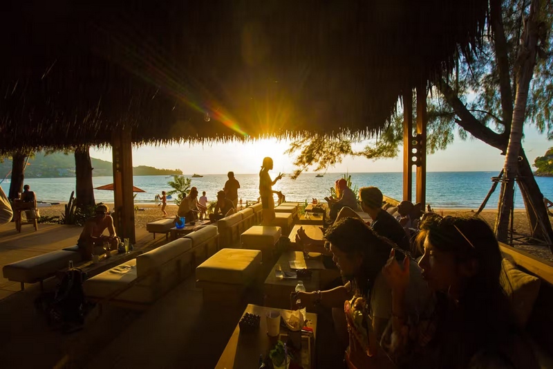 L''atmosphère enchanteresse de Café Del Mar Phuket