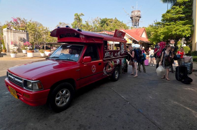 Minibus Red songthaew à Chiang Mai.