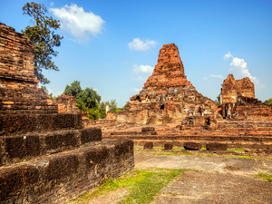 Le Wat Phra Phai Luang
