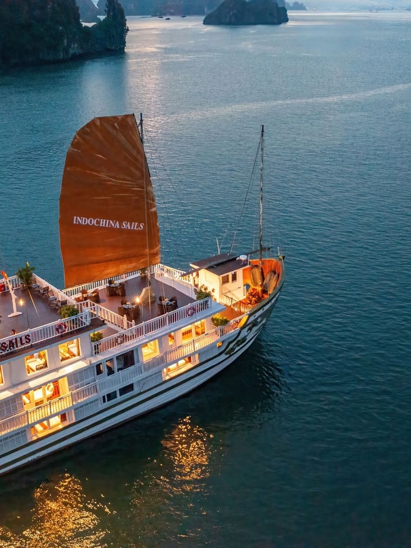 Croisière privée dans la baie d’Halong