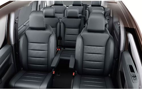 Siège dans le minivan