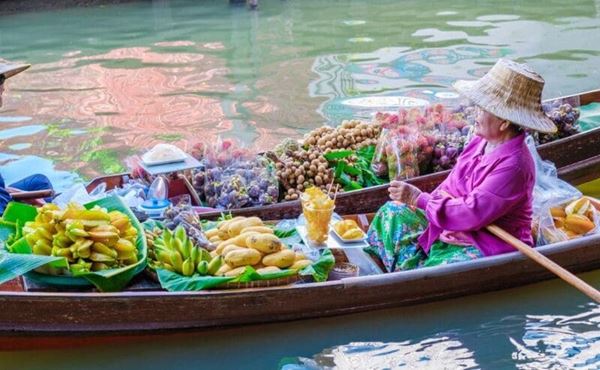 Marché flottant à Bangkok 5