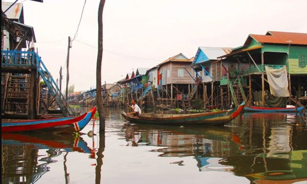 La vie sur le lac Tonlé Sap à Siem reap  12