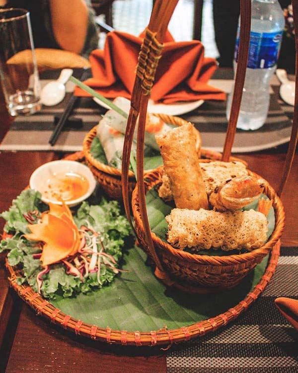 Rouleaux printemps - spécialité culinaire de Hanoi 13