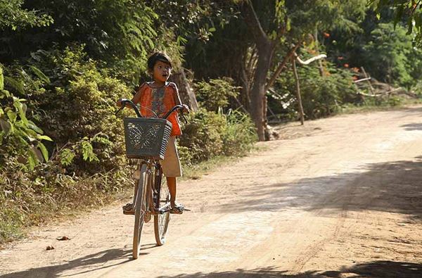 Une jeune fille cambodgienne 4